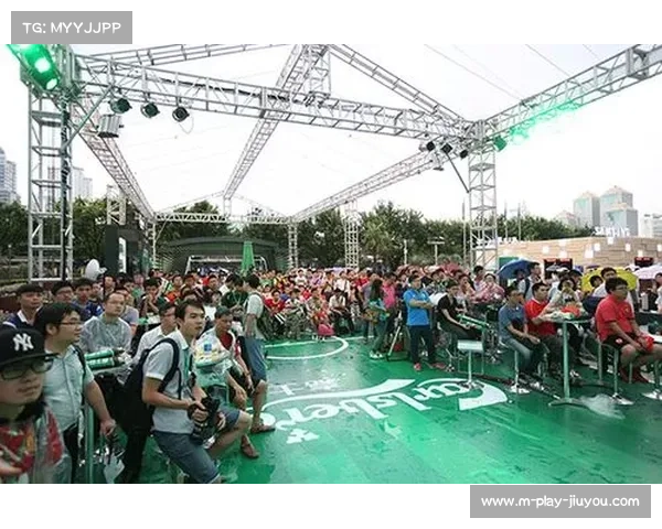暴雨袭击多哈亚运赛场 中韩曲棍球赛因停电暂停十分钟后重启激战 暴雨袭击多哈亚运赛场 中韩曲棍球赛因停电暂停十分钟后重启激战