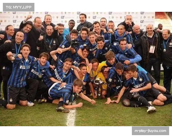 多家俱乐部启用青年才俊 欧冠赛场成练兵舞台